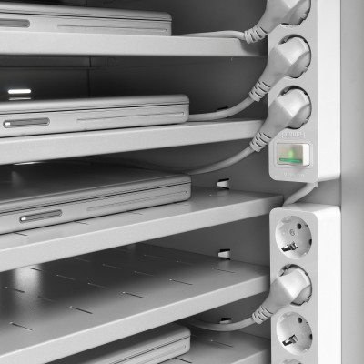 Armari carregador MMO-500. Una cara 12 ordinadors. Bases 2x6 endolls