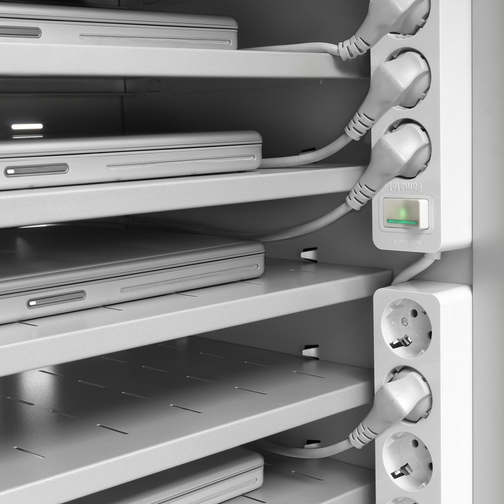 Armario cargador MMO-500. Una cara 12 ordenadores. Bases 2x6 enchufes