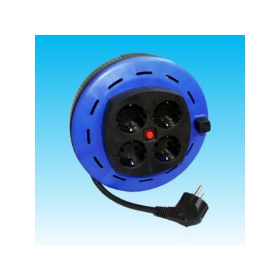 Alargador eléctrico 3x1'5 mm con 4 bases. Longitud 5 metros