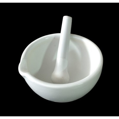 Mortero porcelana con pico y mano. Medidas 62x130 mm (330 ml)