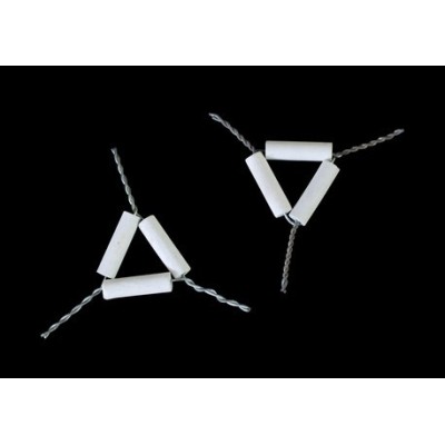 Triangle suport filferro amb tubs fibra ceràmica. Mides 50x50 mm