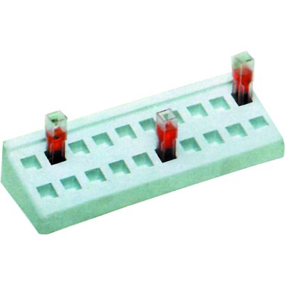 Gradilla plástico PP adecuada cubetas 10 mm. Capacidad 20